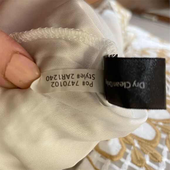 Boston Proper Women's S White/Gold Crochet Peasant Dress Long Sleeve Sz S - Picture 7 of 7